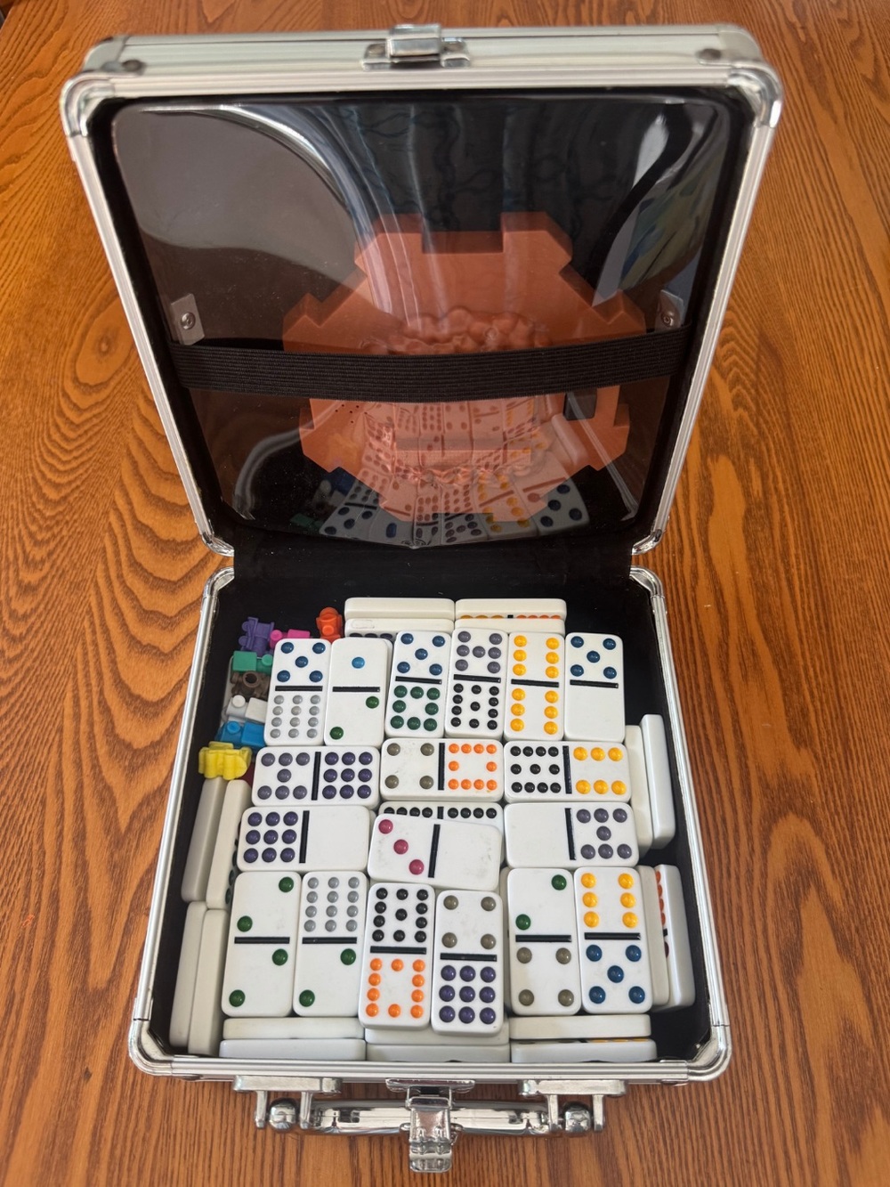 Pavilion Deluxe Mexican Train Domino Set Complete Aluminum Case Electronic Hub